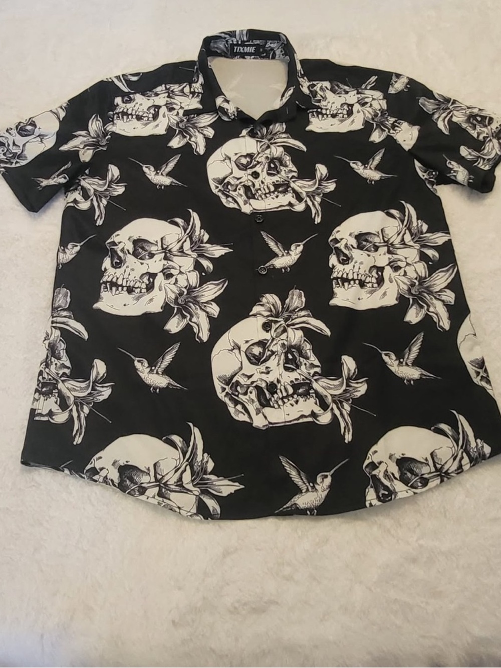 Black Skull Flower Hummingbird Print Short Sleeve Shirt. Tixmie Brand